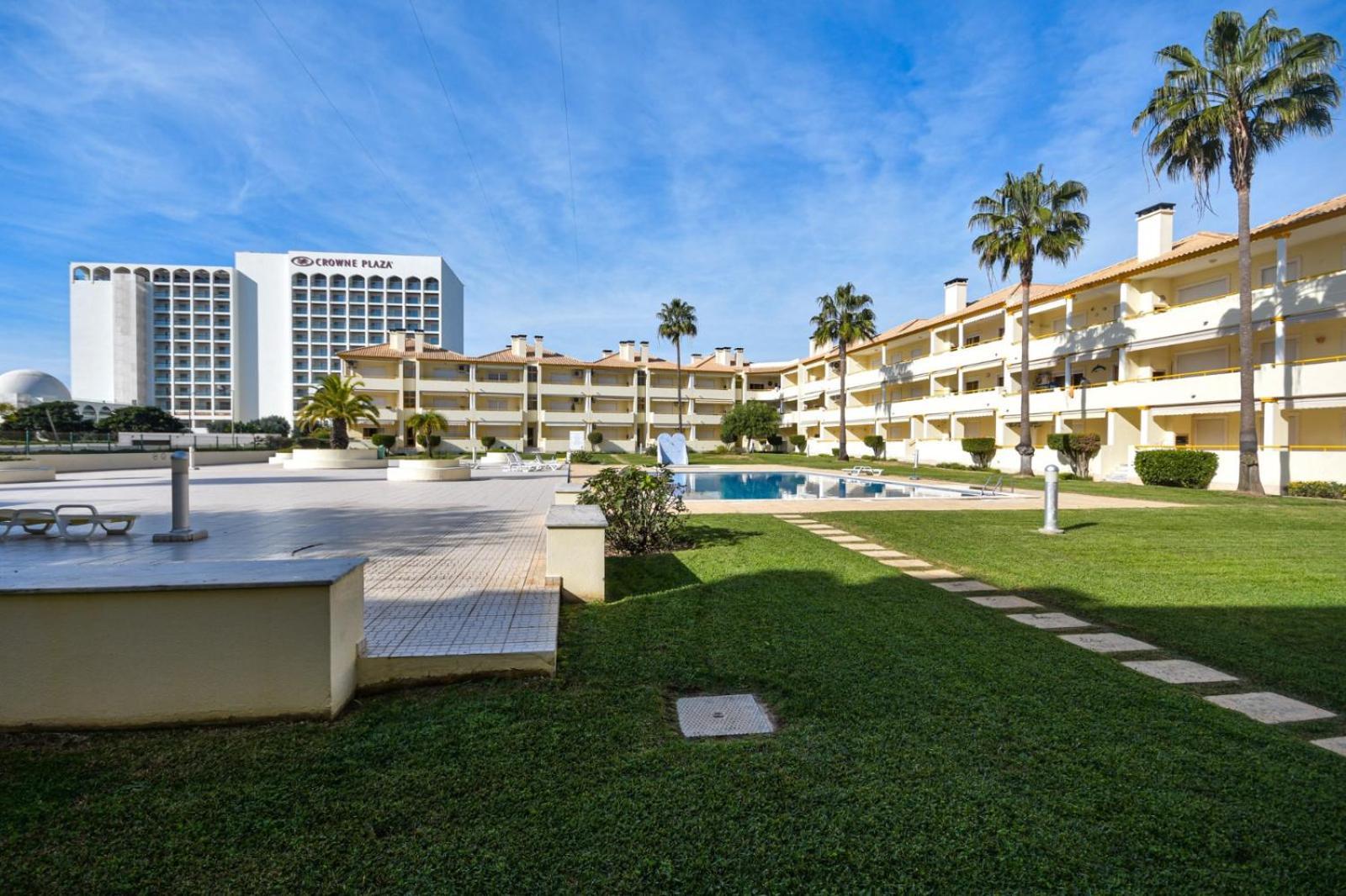 Vila Atlantida - Vilamoura-Quarteira Holiday Home - Beach At 250 Mts エクステリア 写真